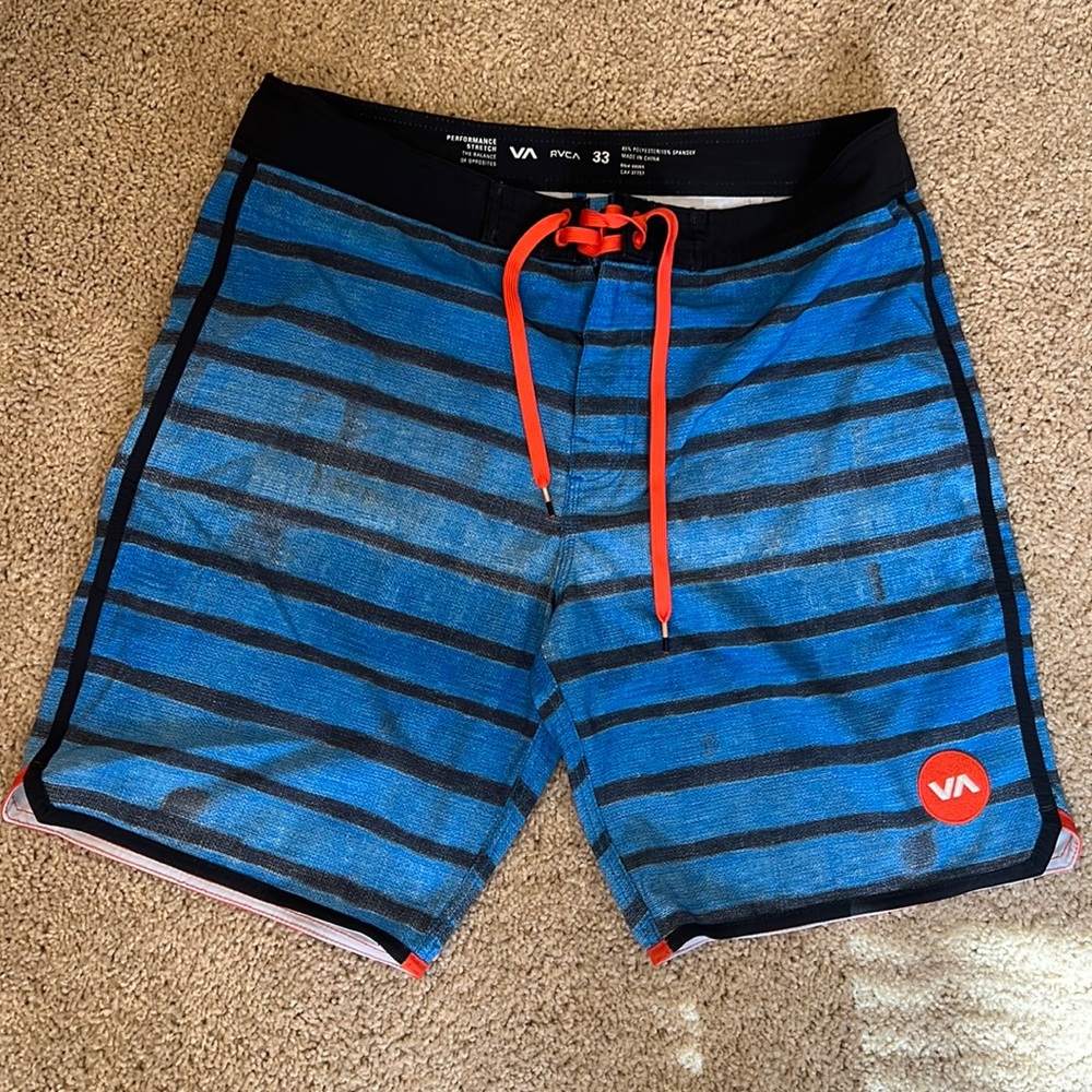 Mens size 33 RVCA Board shorts